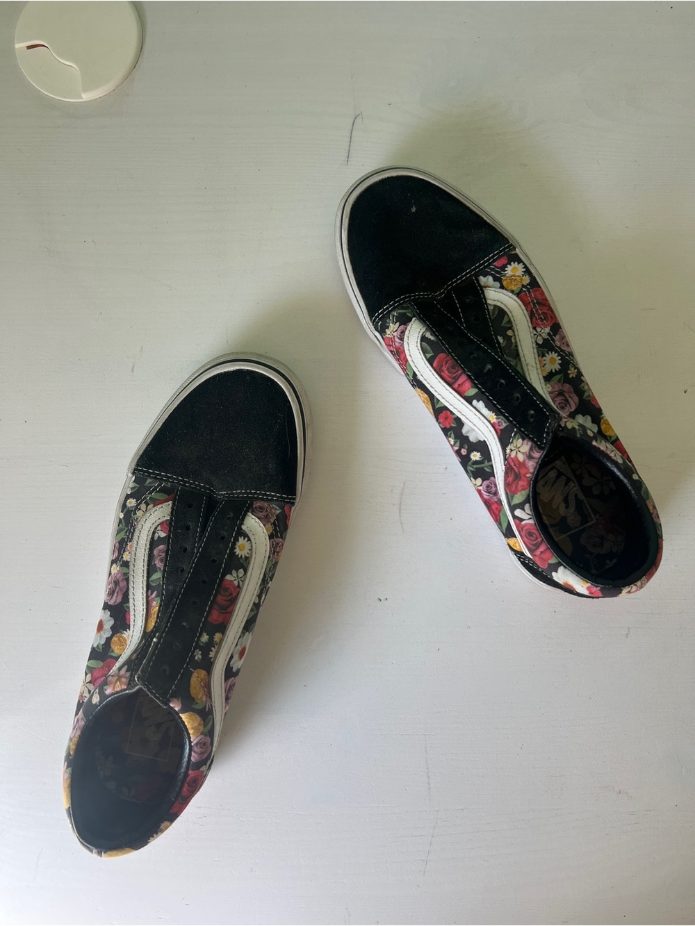 VANS Low Top Floral Lace-Up Canvas Sneakers Rubber Outsole Black Multicolor